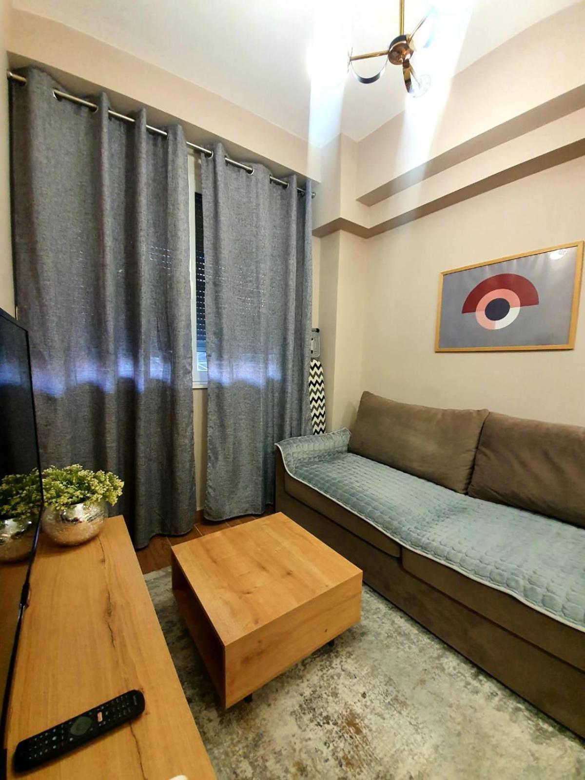 Quite Getaway In The Heart Of Tirana Apartment Bagian luar foto